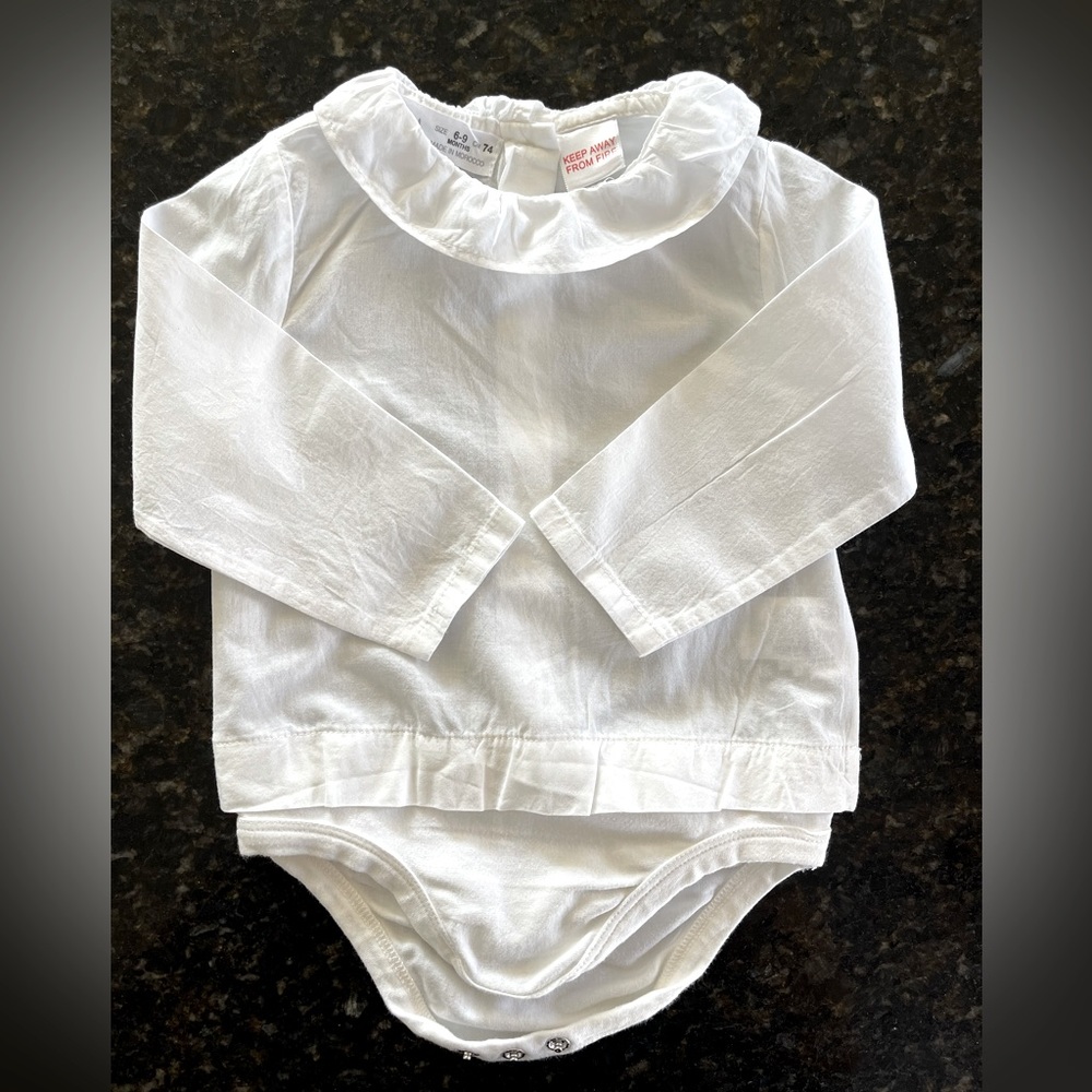 Zara Onesie Boy/girl 6-9 months Washed but never worn